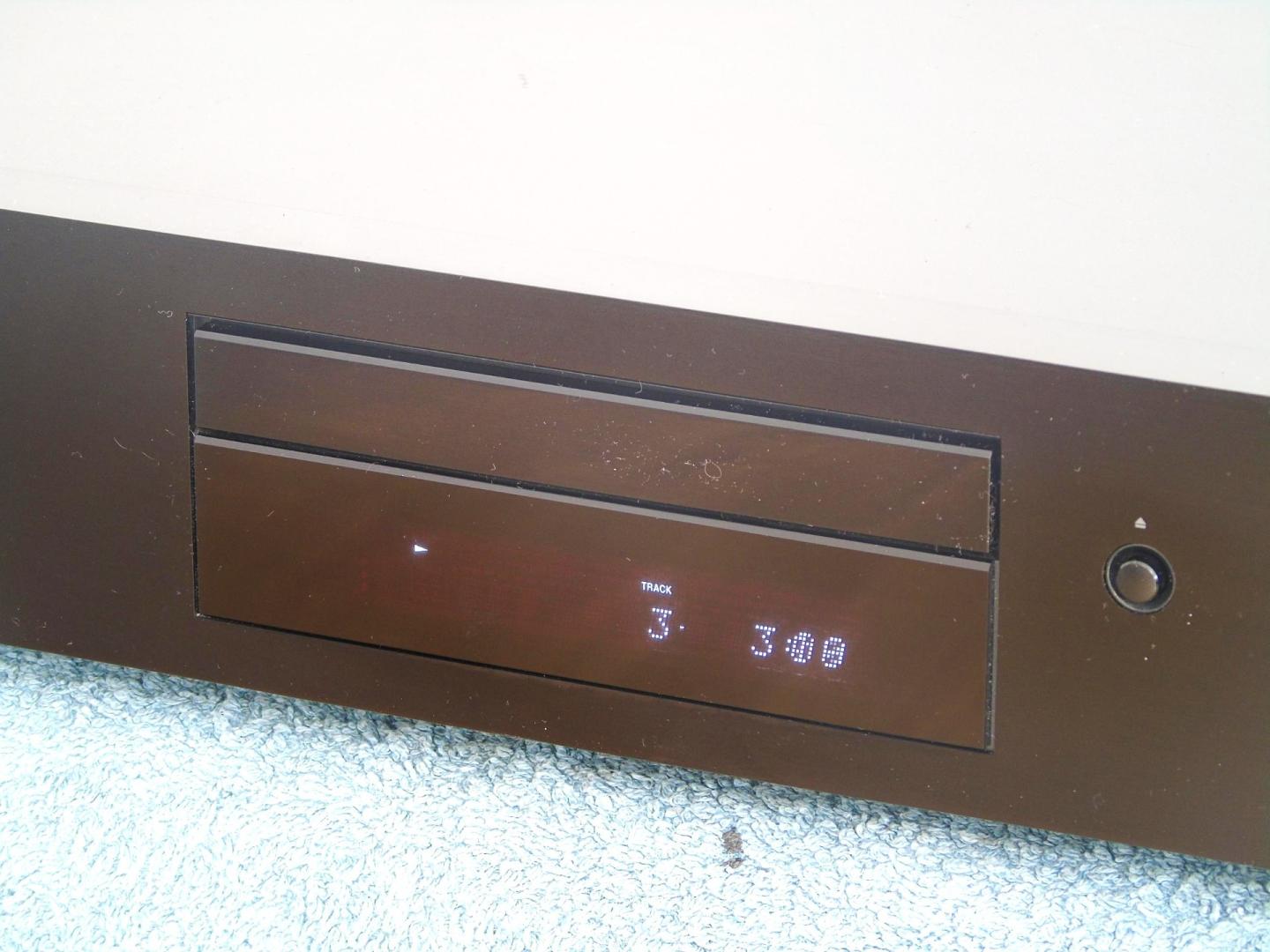 świetny cd pioneer dp-30ae sprawny i ładny. wysyłka.