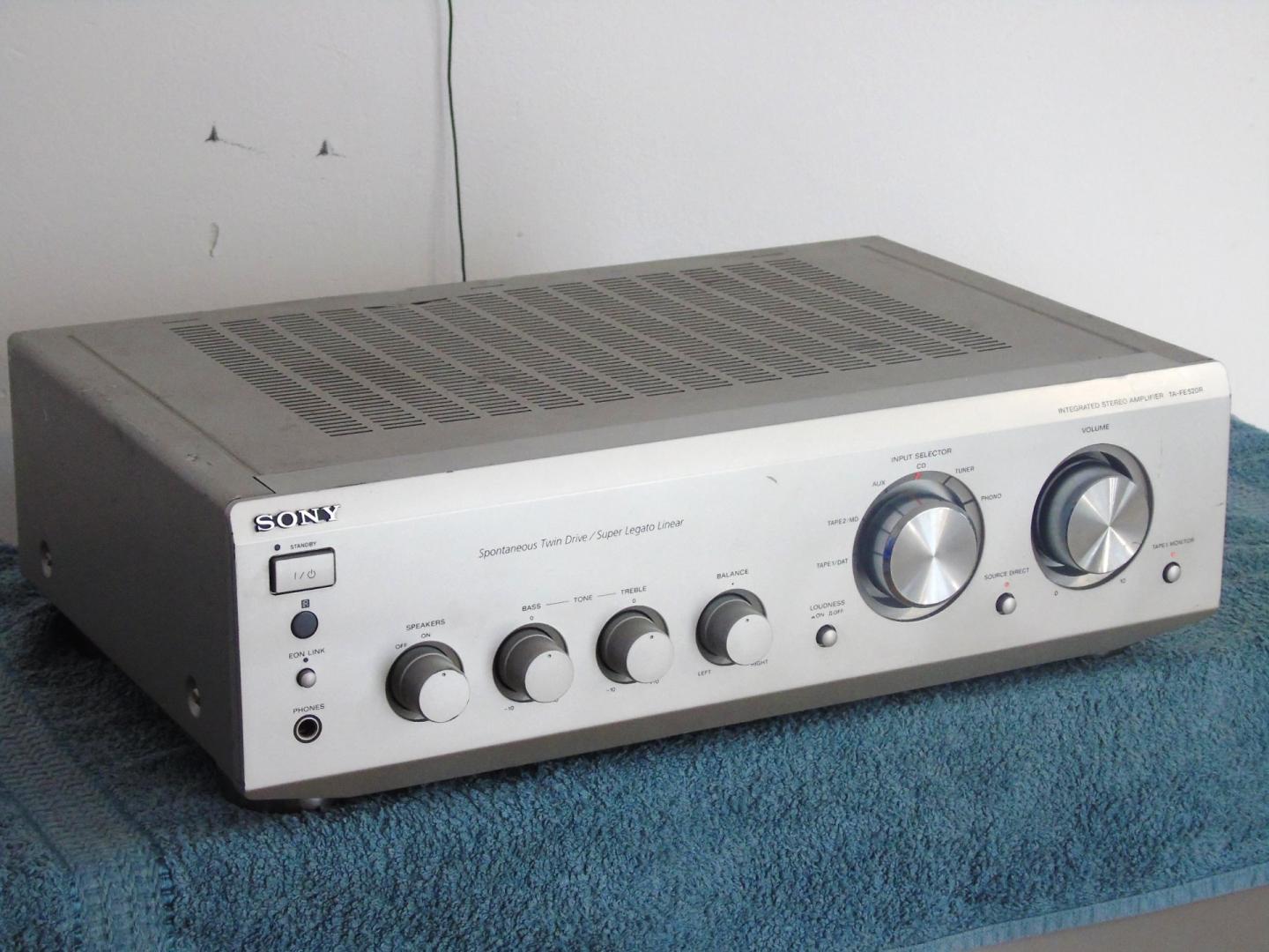 wzmacniacz sony ta-fe320r sprawny i mocny. dostawa