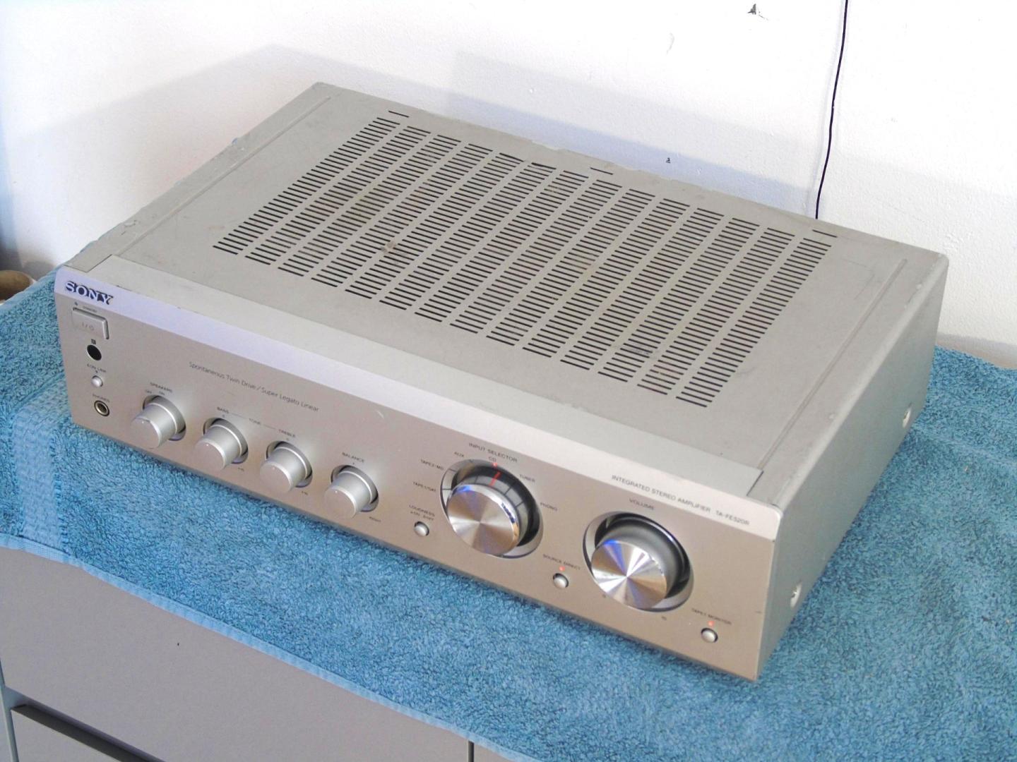 wzmacniacz sony ta-fe320r sprawny i mocny. dostawa