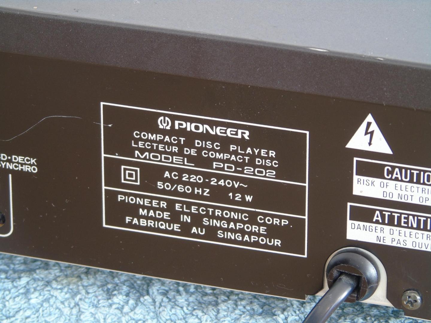 Odtwarzacz płyt Pioneer PD-202 sprawny i ładny. WYSYŁKA.