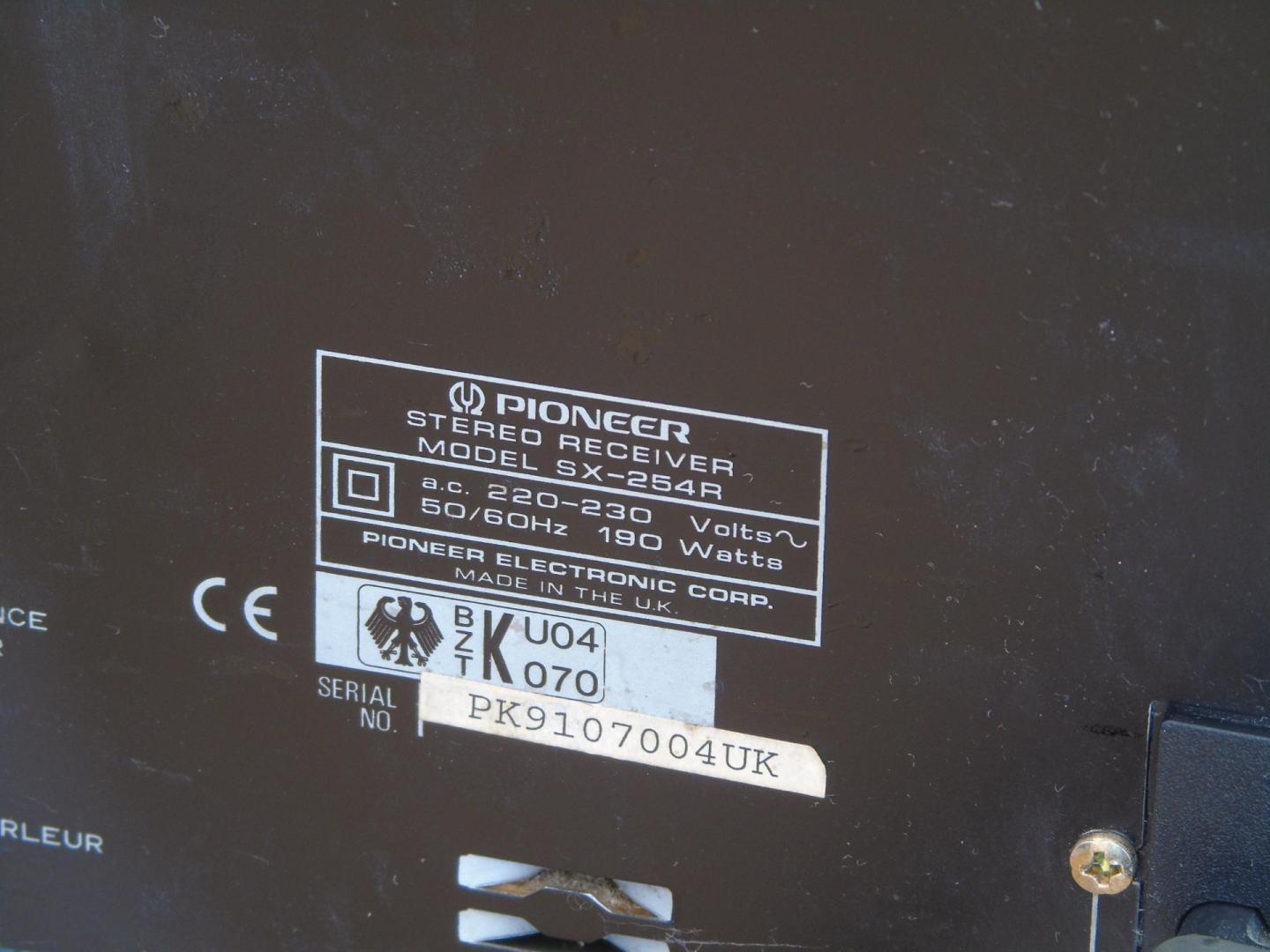 Japoński amplituner Pioneer SX-254 R ładny i sprawny. WYSYŁKA