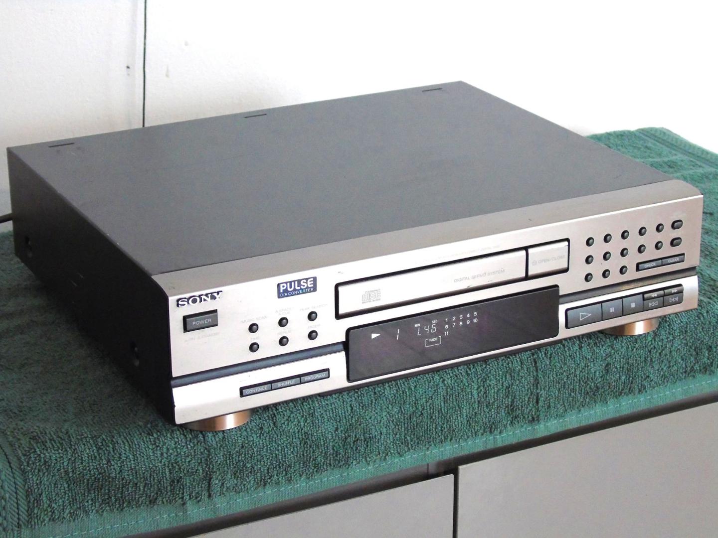cd sony cdp-m43 sprawny i ładny. dostawa.
