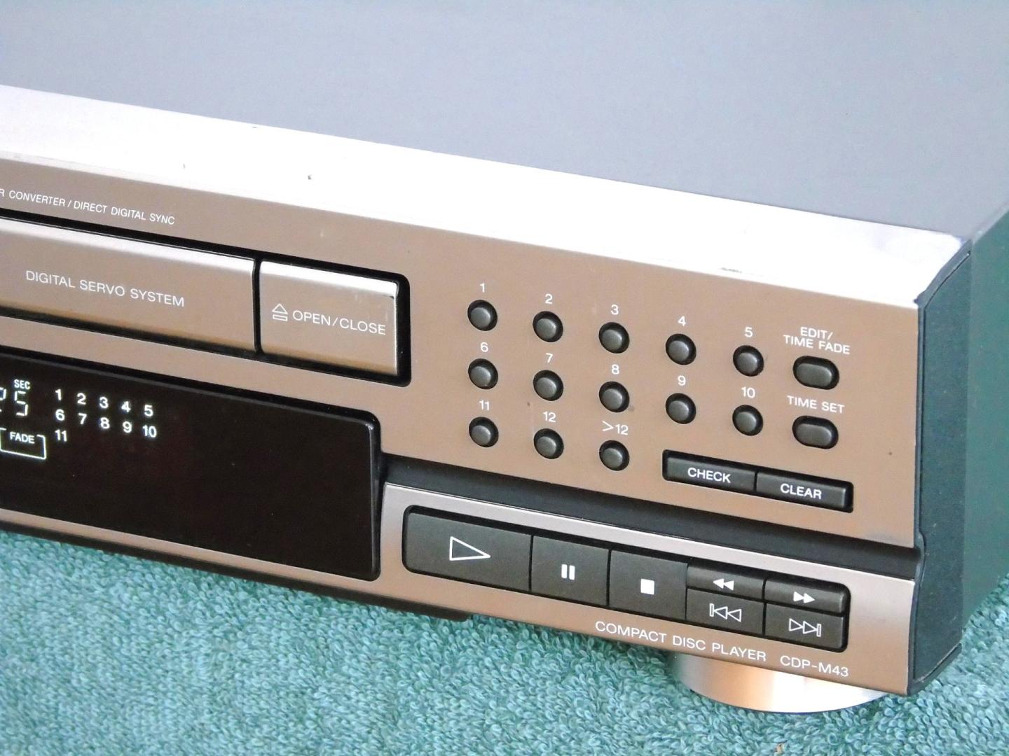 cd sony cdp-m43 sprawny i ładny. dostawa.