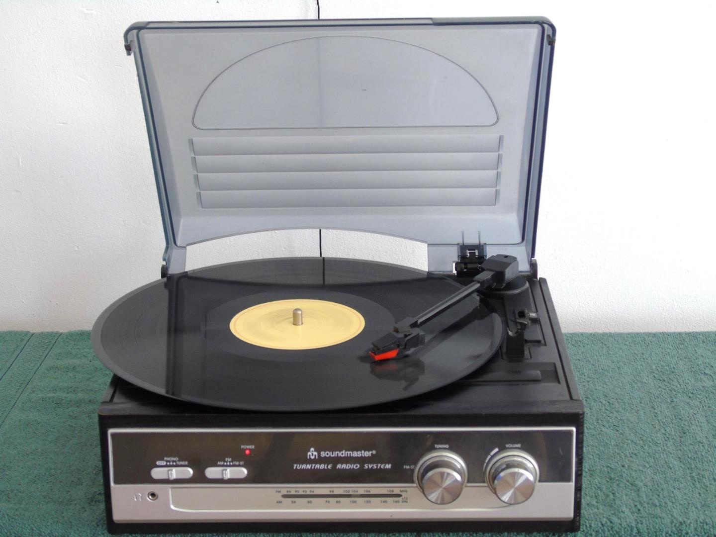 Gramofon z radiem głośniki sprawny WYSYŁKA.