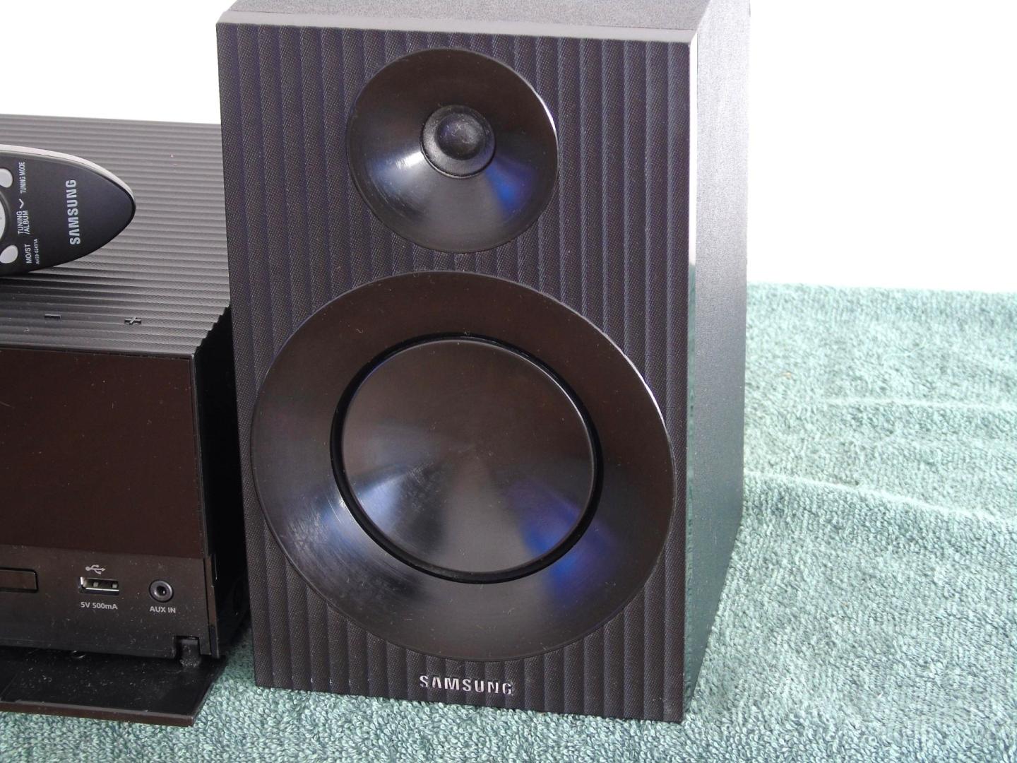 wieża samsung pilot usb mp-3 bt cd rds aux kol. dostawa