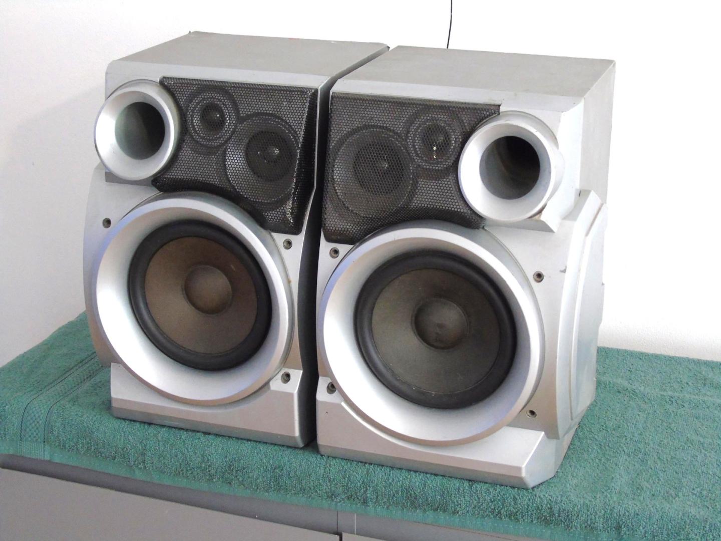 Kolumny JVC 2x 120 wat sprawne świetne stereo. DOSTAWA.