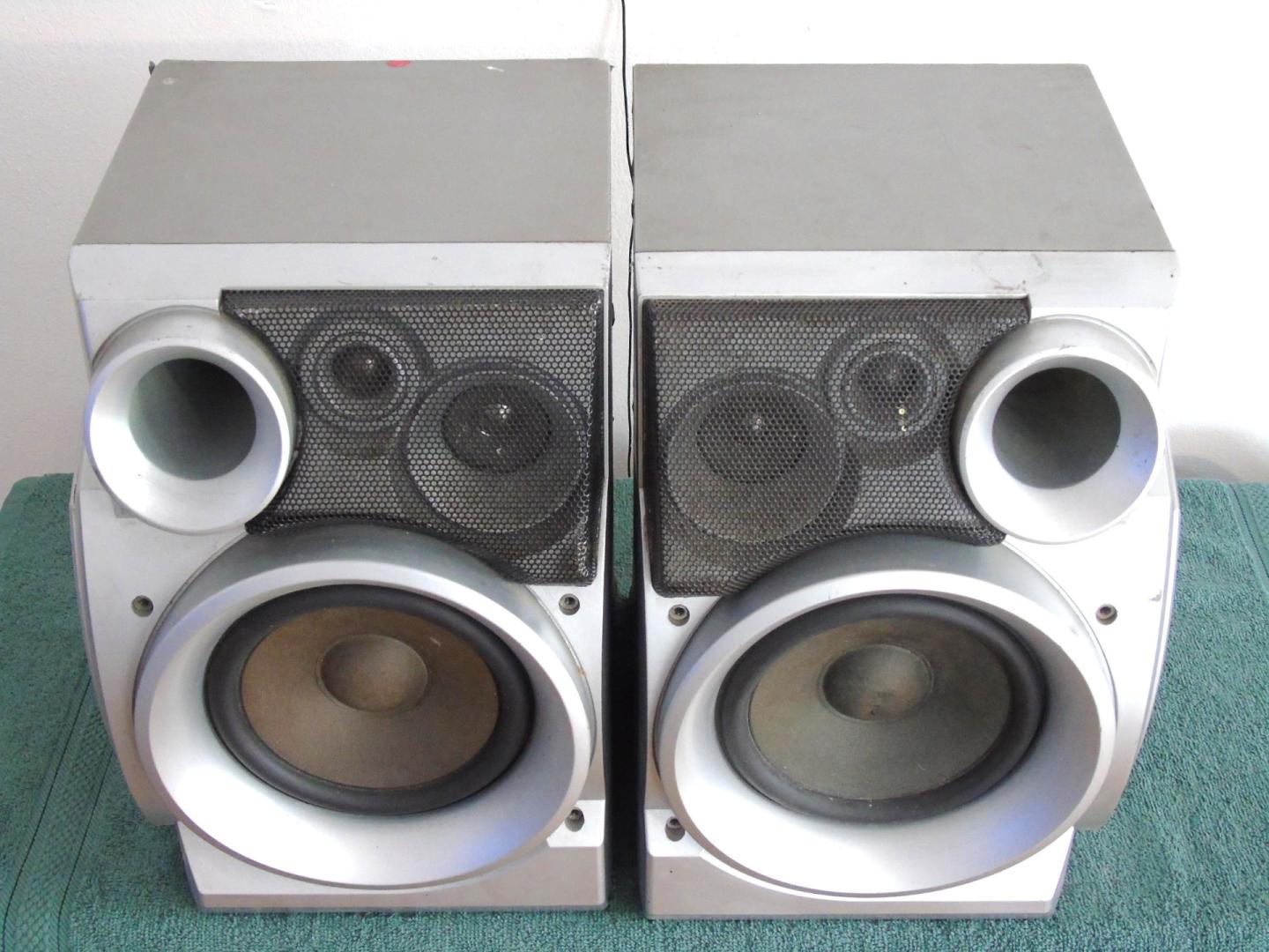 Kolumny JVC 2x 120 wat sprawne świetne stereo. DOSTAWA.