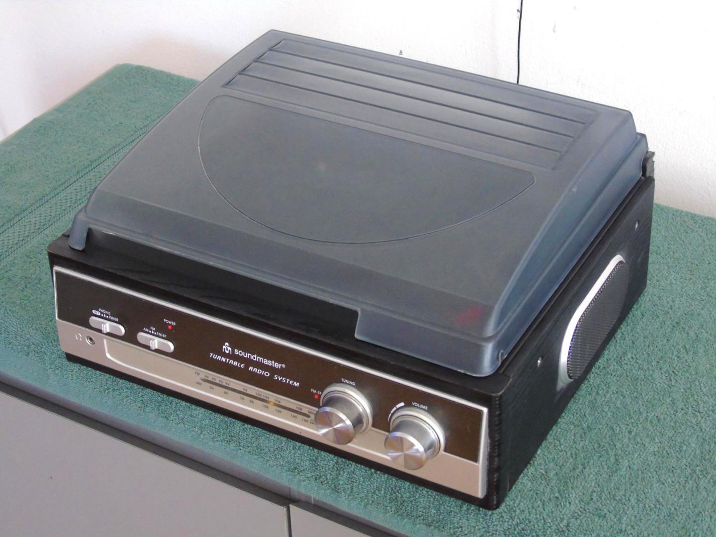 Gramofon z radiem głośniki sprawny WYSYŁKA.