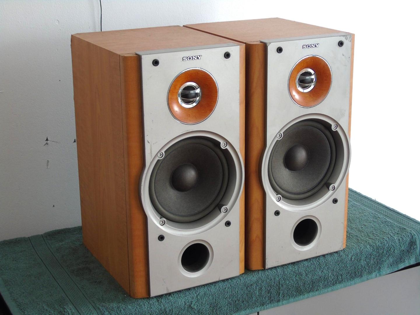 Japońskie kolumny stereo Sony sprawne. DOSTAWA.