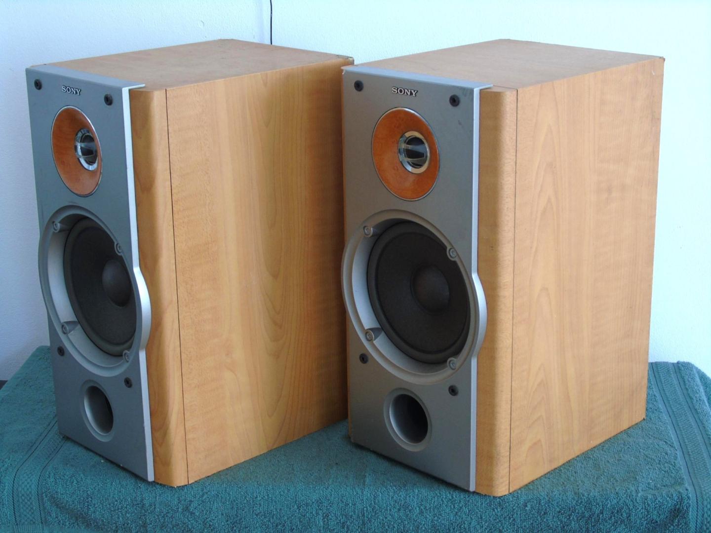 Japońskie kolumny stereo Sony sprawne. DOSTAWA.