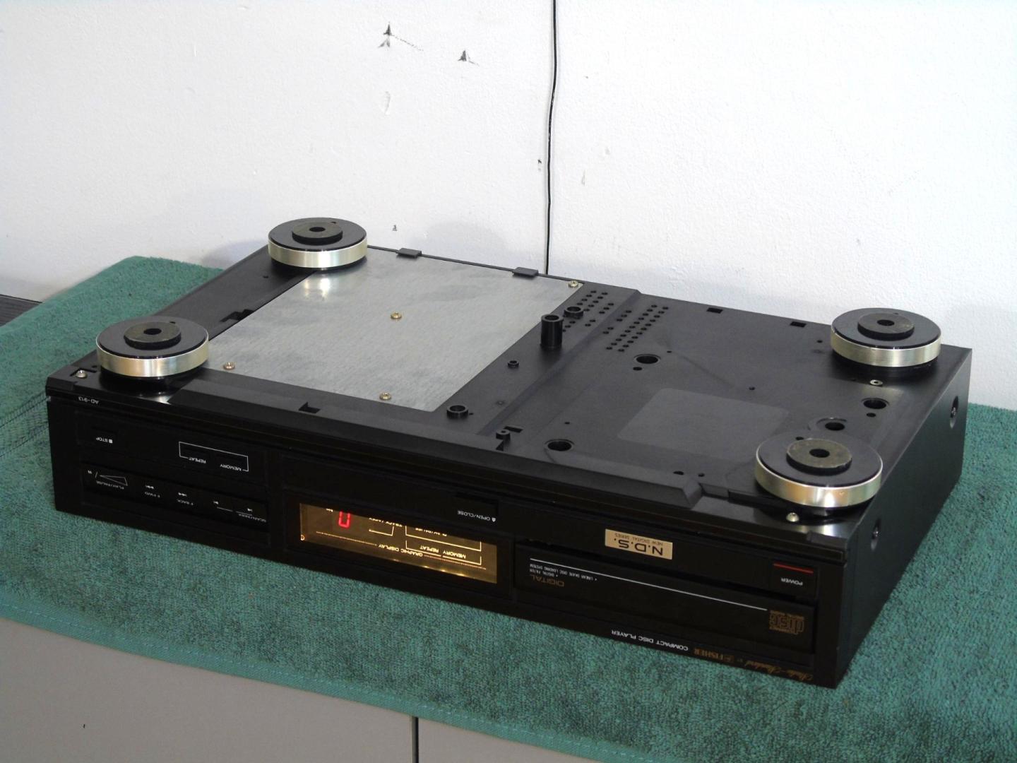 świetne cd fisher ad-913 japan sprawny i ładny. wysyłka