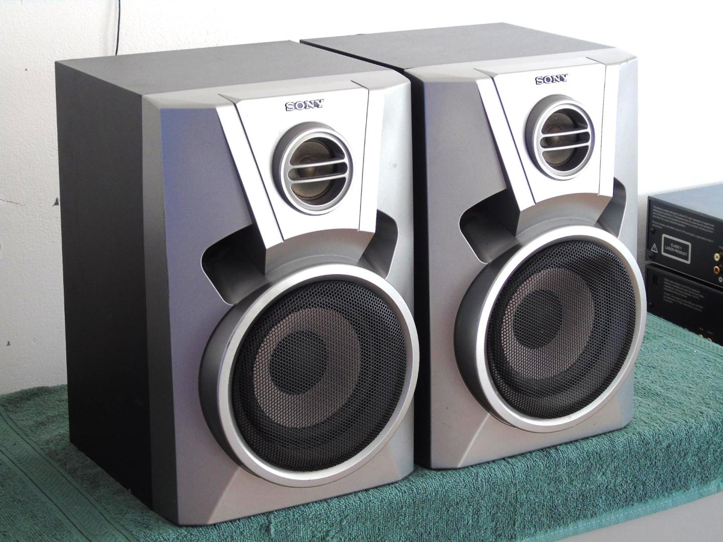 kolumny sony ss-bx2 mocne i sprawne. dostawa