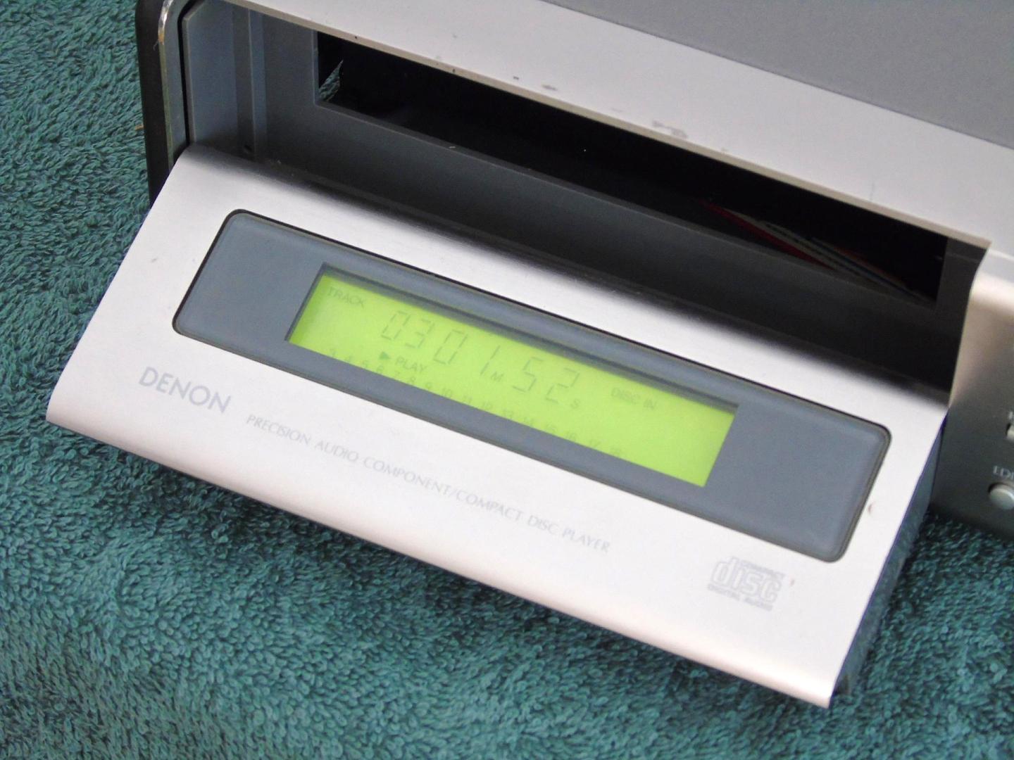 odtwarzacz płyt cd denon ucd-100 działa. wysyłka