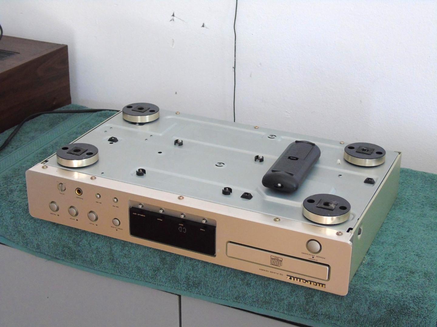 Odtwarzacz CD japońskiej firmy Marantz CD-5400 pilot. WYSYŁKA.