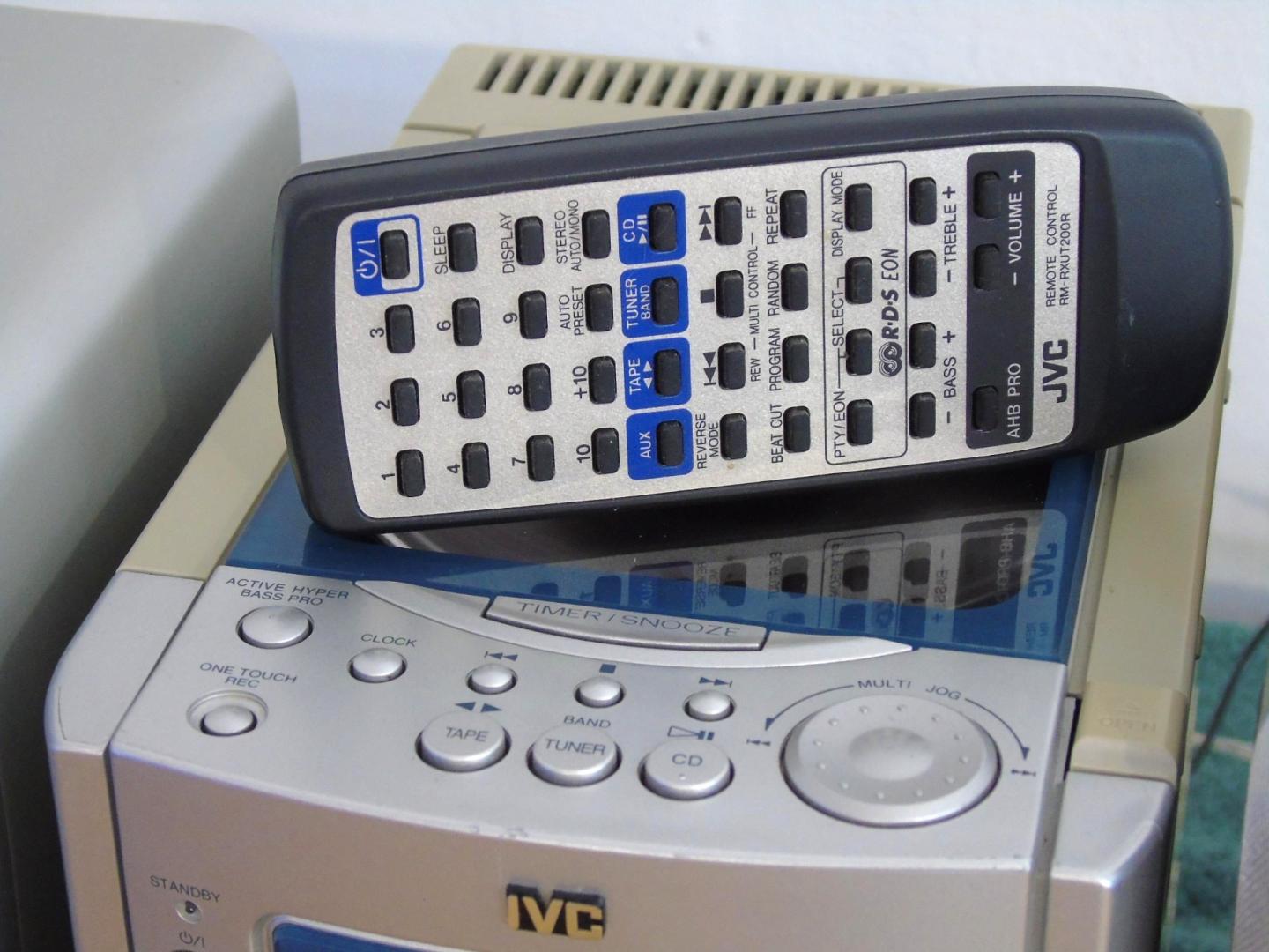 sprawna wieża jvc ux-t250 pilot kolumny, wysyłka.