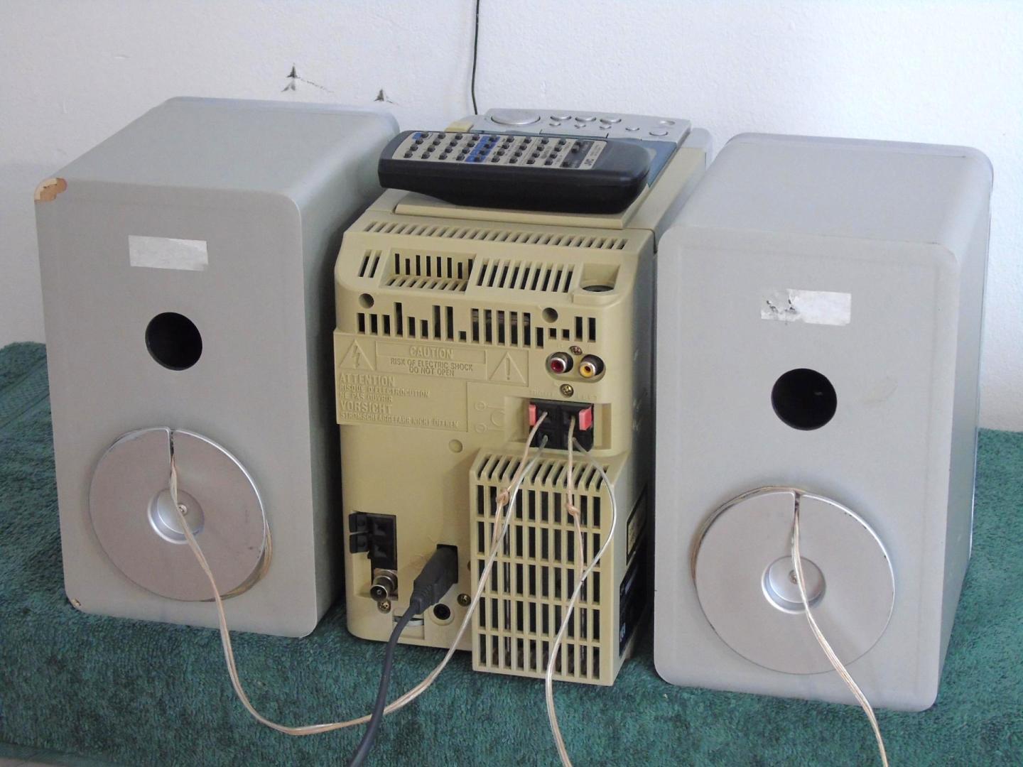 sprawna wieża jvc ux-t250 pilot kolumny, wysyłka.