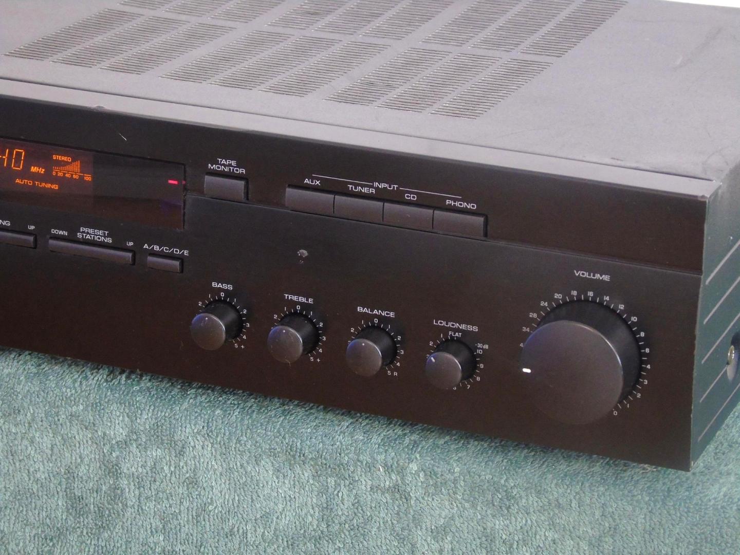 Amplituner Yamaha RX-385 świetne stereo. WYSYŁKA