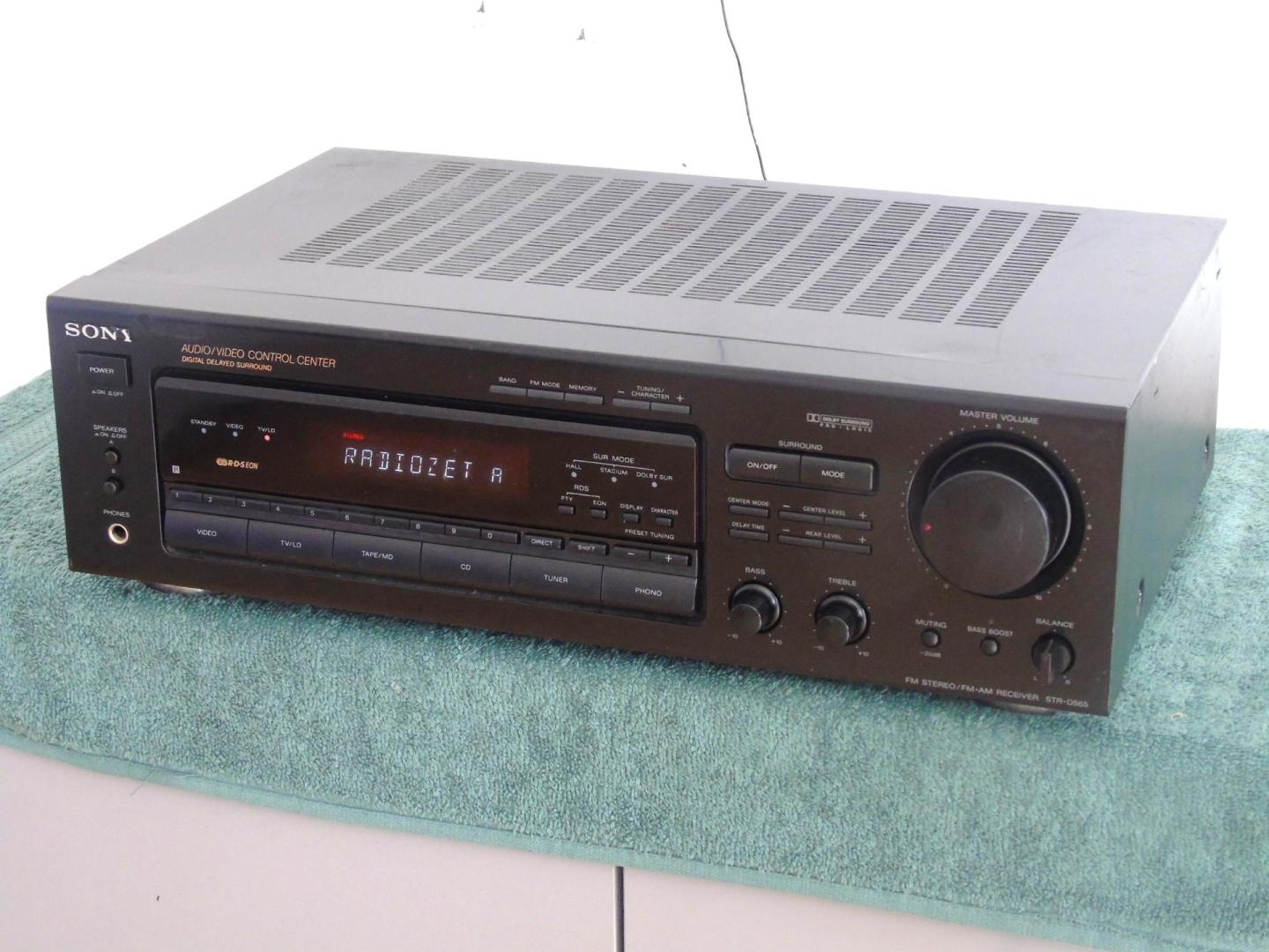 amplituner sony str-d565 rds mocny i sprawny. dostawa
