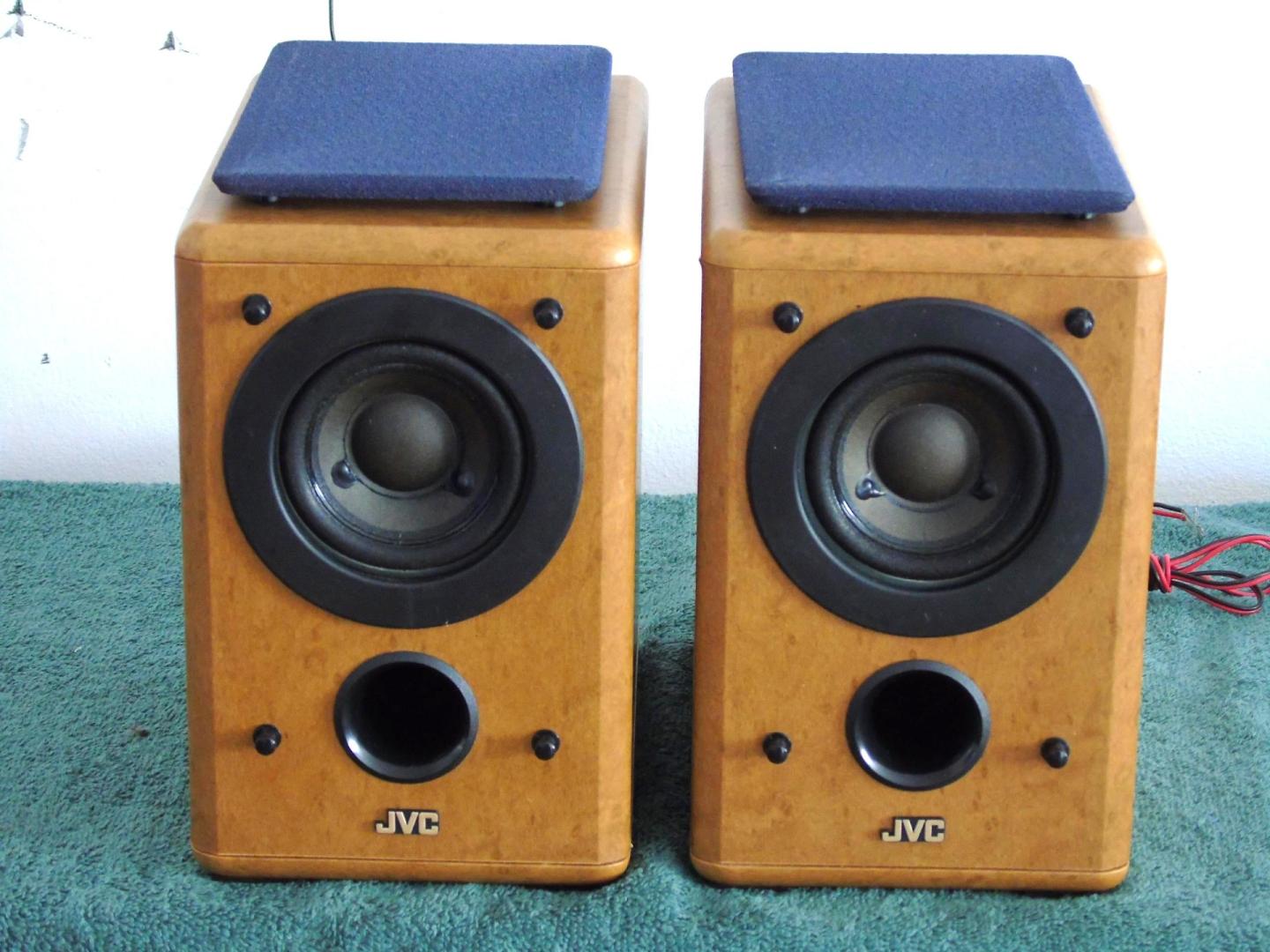 kolumny stereo jvc ładne i sprawne. wysyłka.