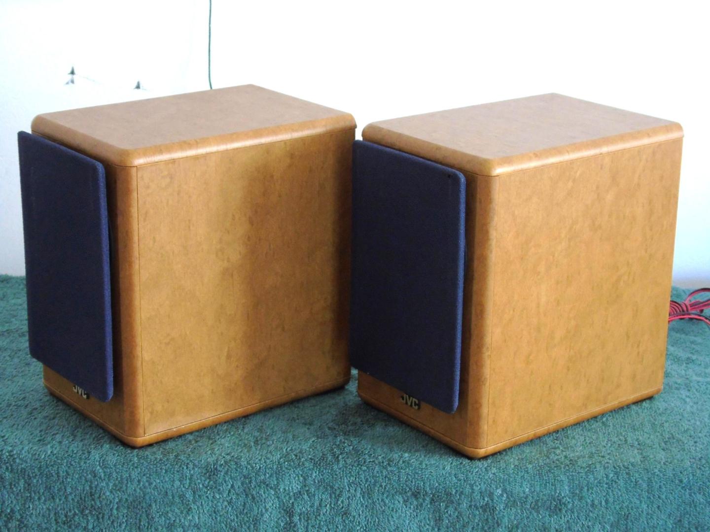 kolumny stereo jvc ładne i sprawne. wysyłka.
