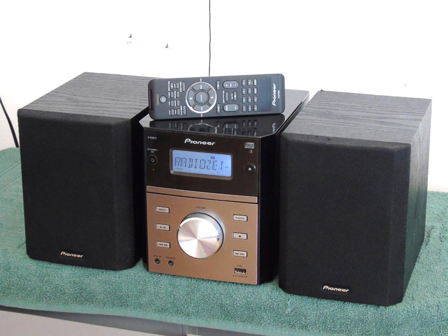 wieża pioneer pilot cd usb mp-3 aux kolumny sprawna. dostawa