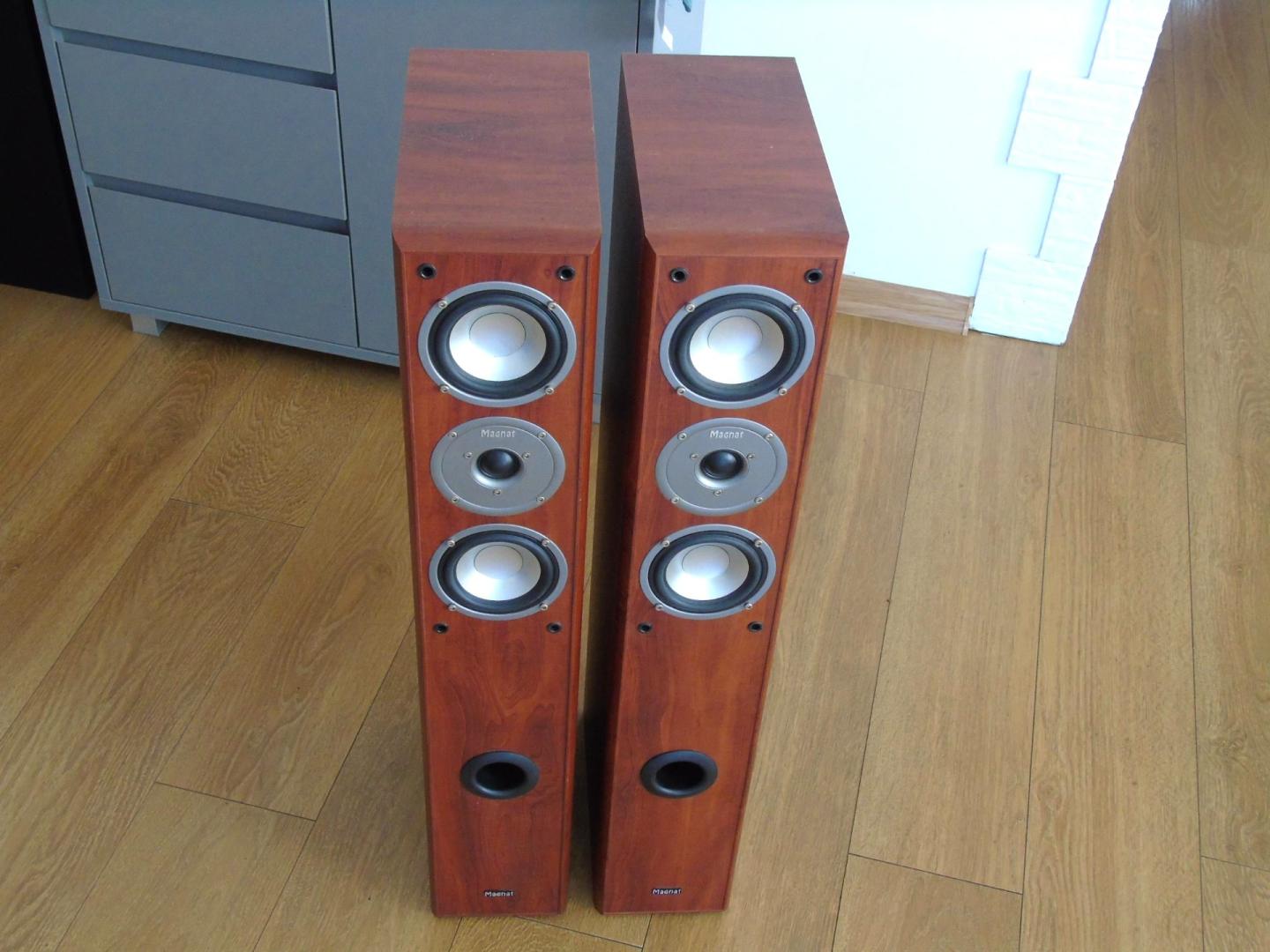 Kolumny Magnat sprawne świetne stereo 2x 280 wat.. DOSTAWA