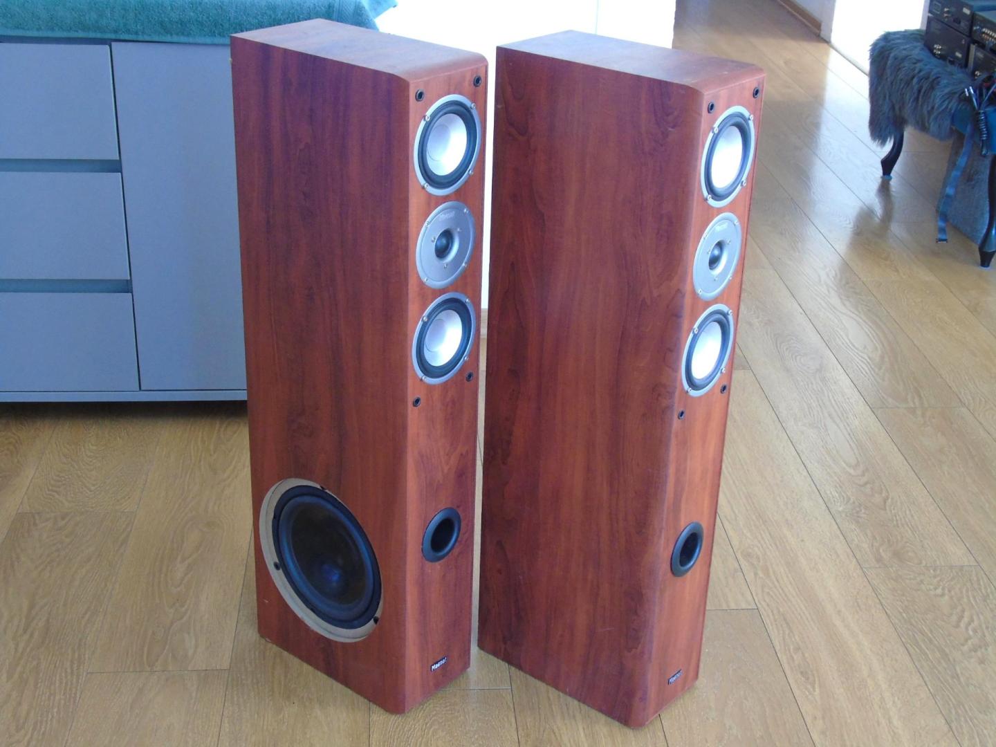 Kolumny Magnat sprawne świetne stereo 2x 280 wat.. DOSTAWA
