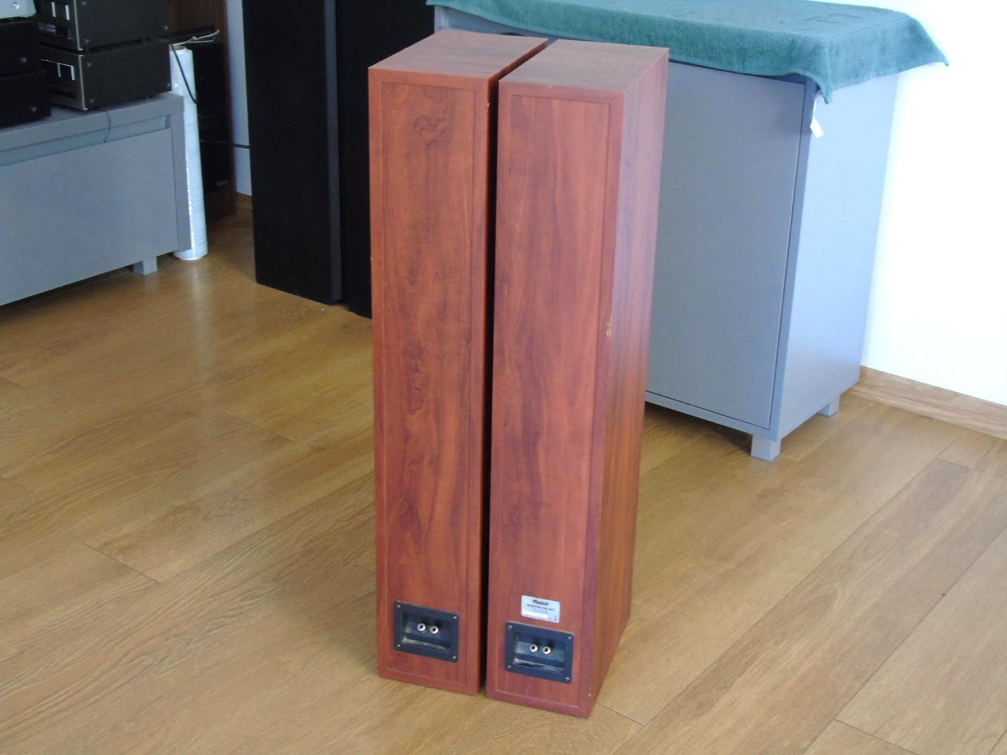 Kolumny Magnat sprawne świetne stereo 2x 280 wat.. DOSTAWA
