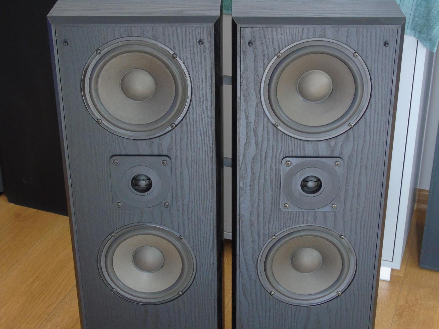 świetne kolumny yamaha ns-g40. dostawa