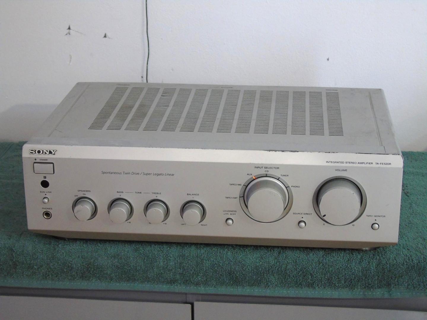 wzmacniacz sony ta-fe520r sprawny i mocny. dostawa