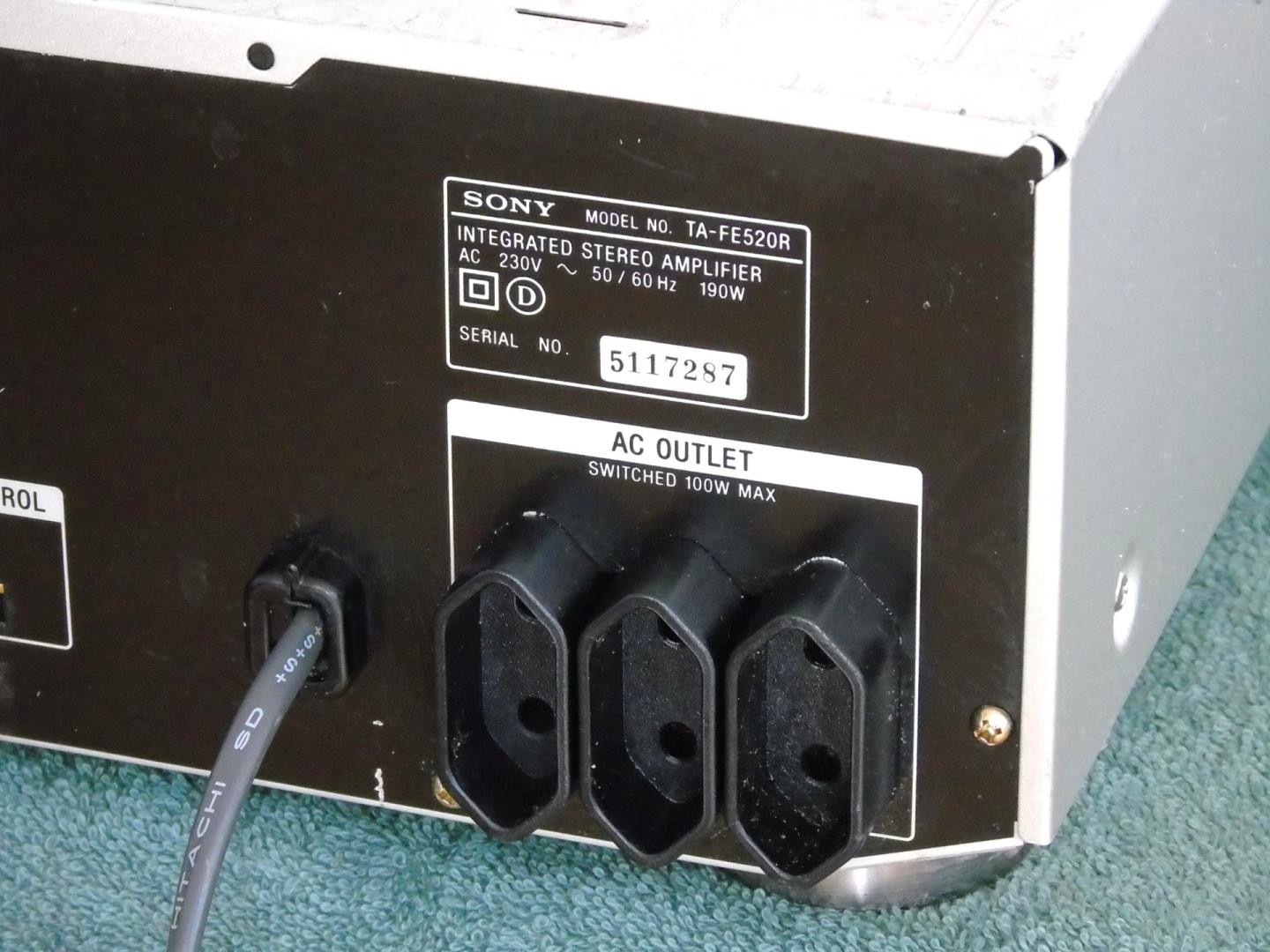 wzmacniacz sony ta-fe520r sprawny i mocny. dostawa
