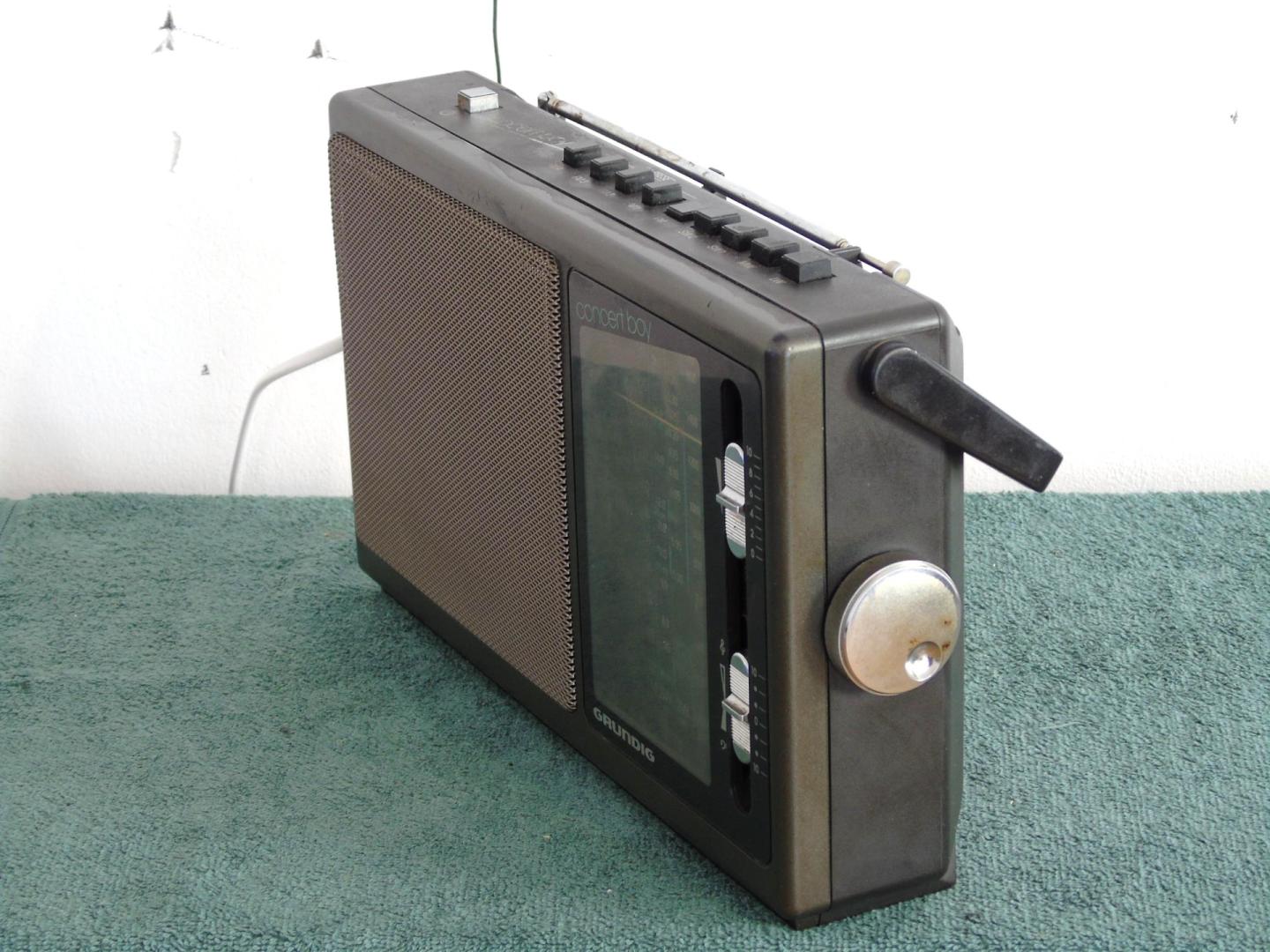 Radio Grundig Concert Boy 225 sprawne. DOSTAWA.