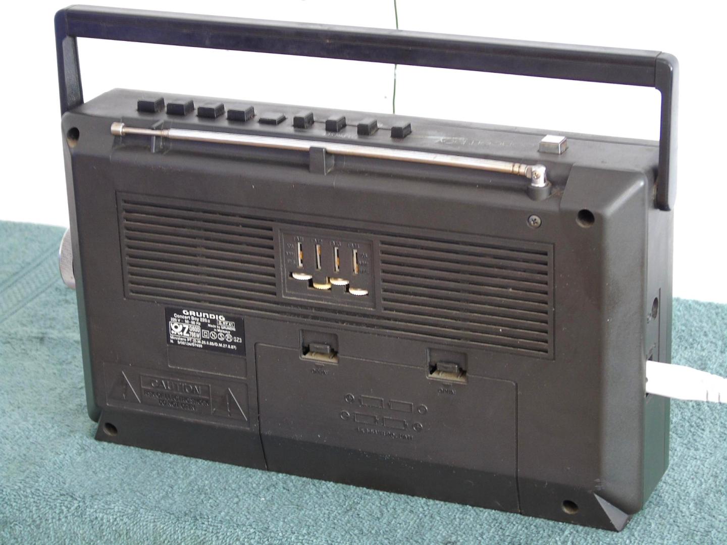 Radio Grundig Concert Boy 225 sprawne. DOSTAWA.