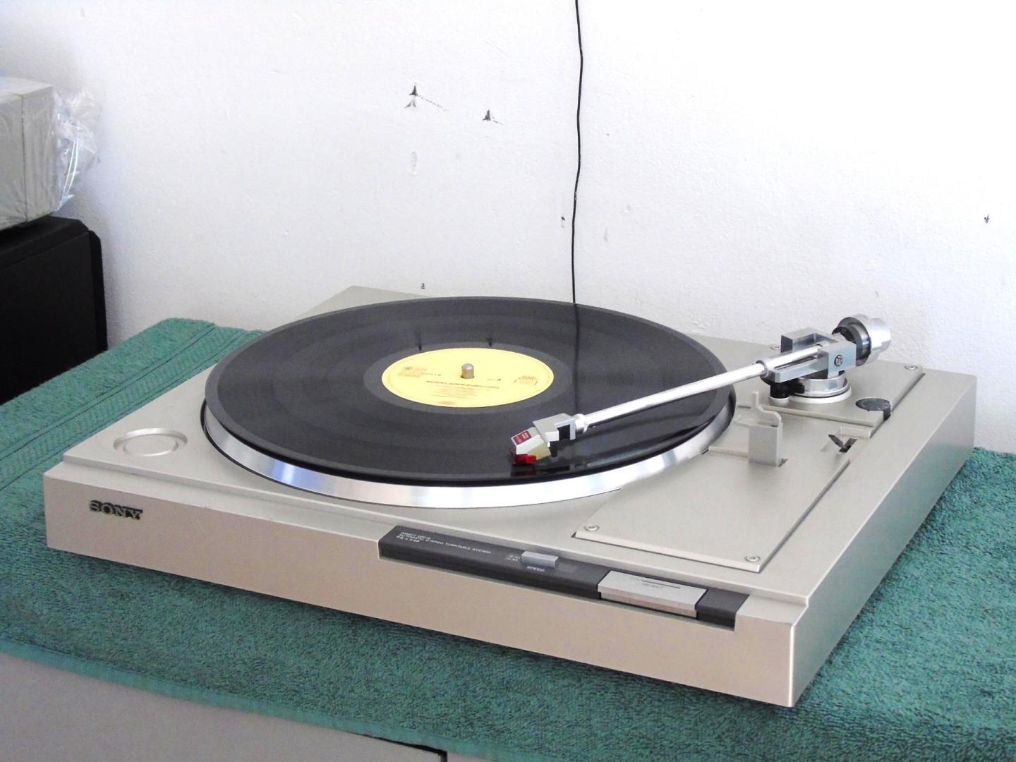 gramofon sony ps-lx22. direct drive. pół-automat igła. dstawa