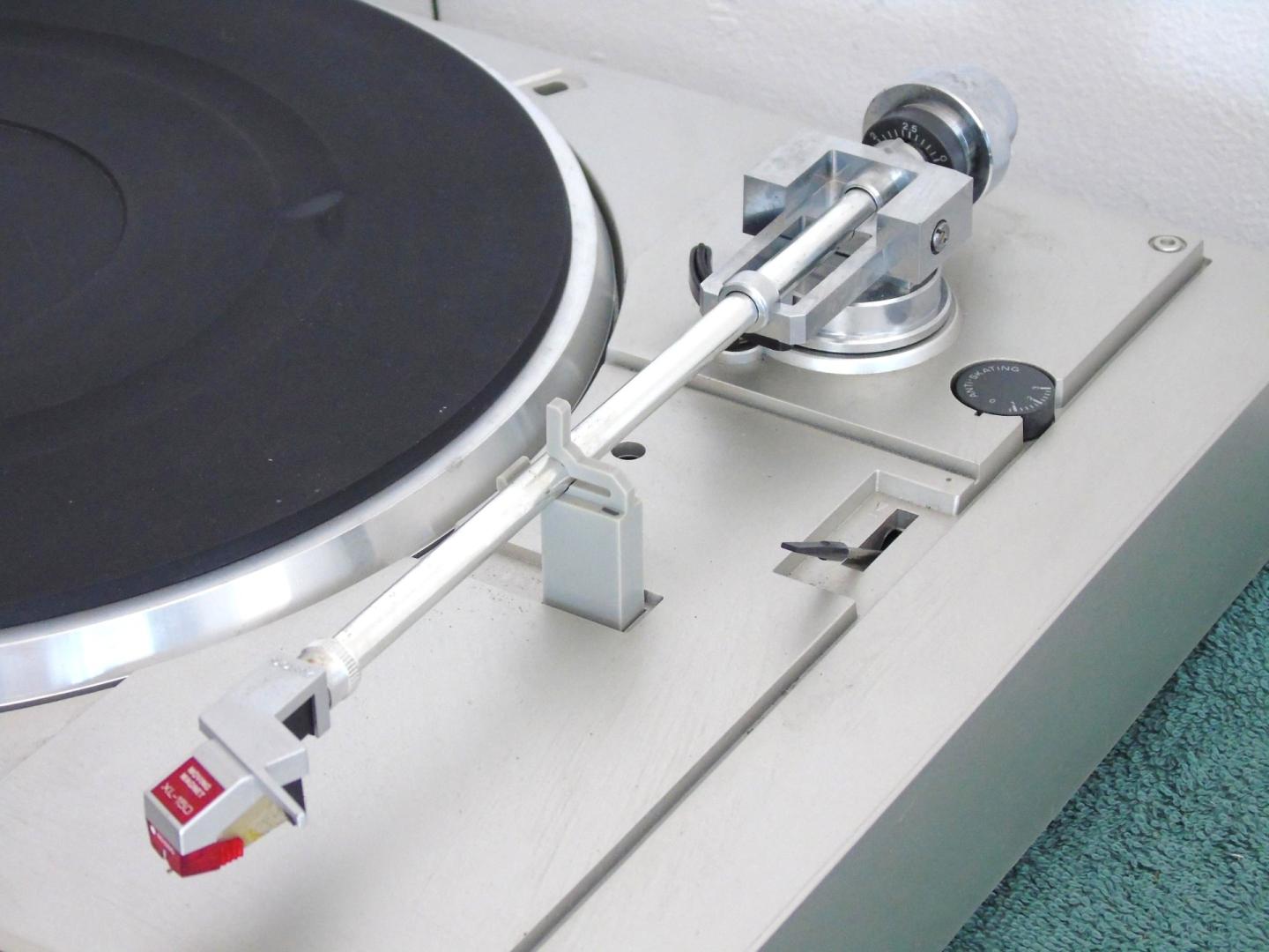 gramofon sony ps-lx22. direct drive. pół-automat igła. dstawa