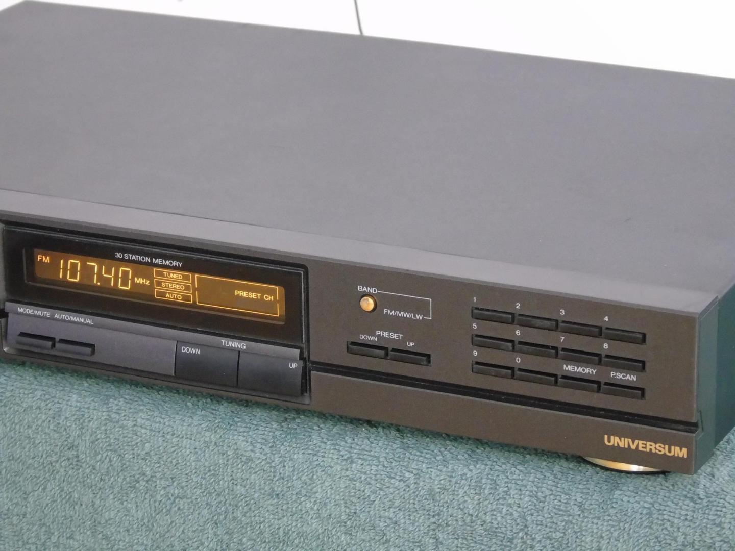 Tuner radiowy Universum T-46010 sprawny i ładny. WYSYŁKA.