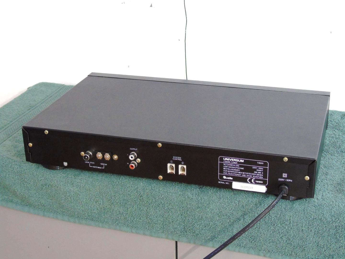 Tuner radiowy Universum T-46010 sprawny i ładny. WYSYŁKA.