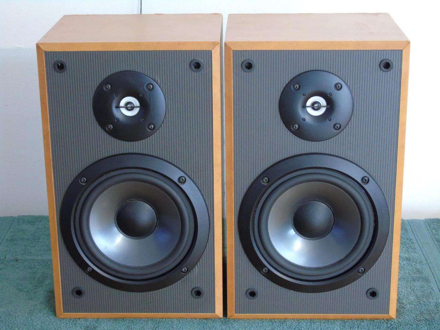 kolumny sony ss-mb200 mocne 2 x 100 wat 8 ohm. wysyłka.