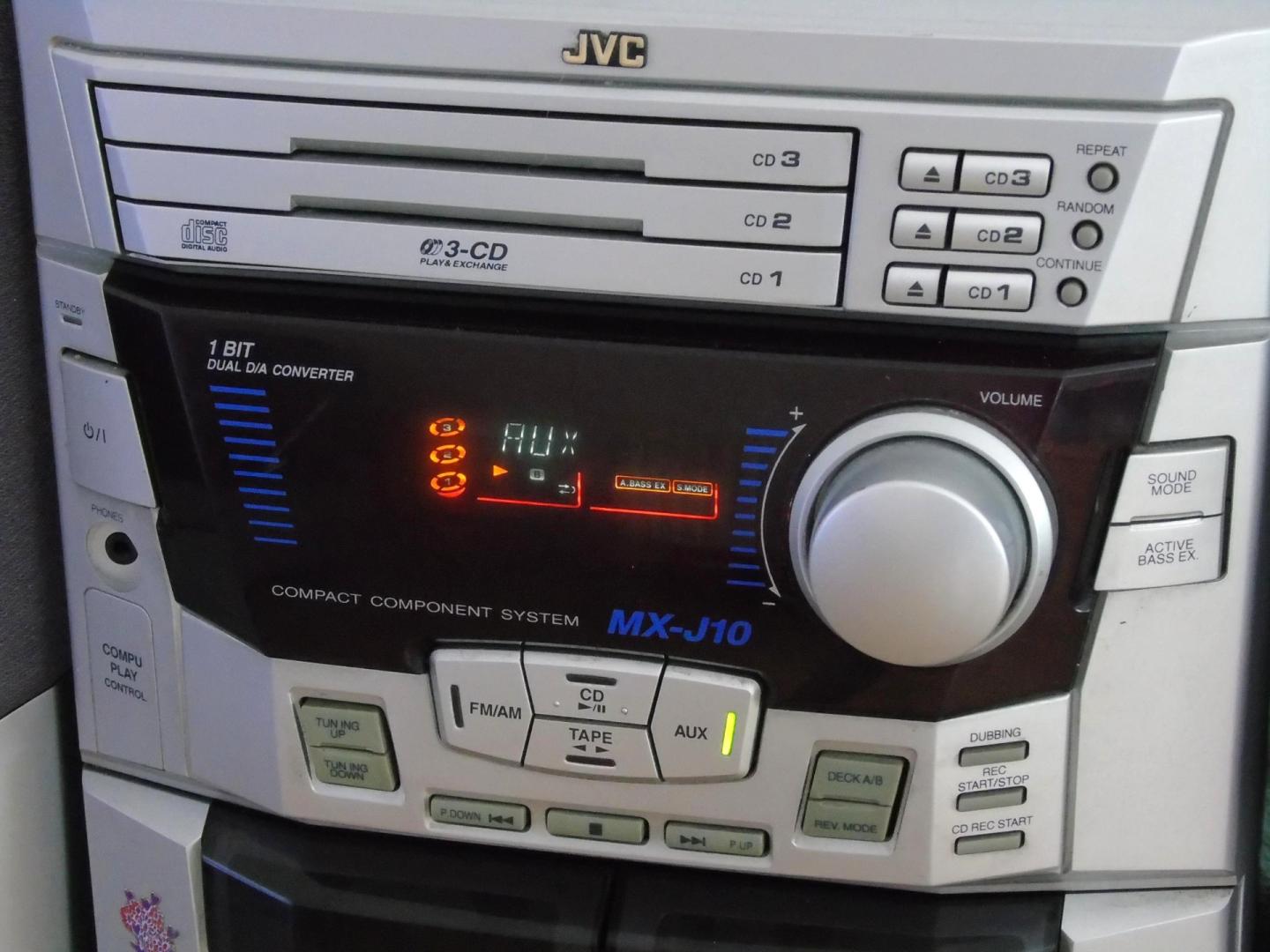 wieża jvc kolumny radio aux mocna. dostawa.