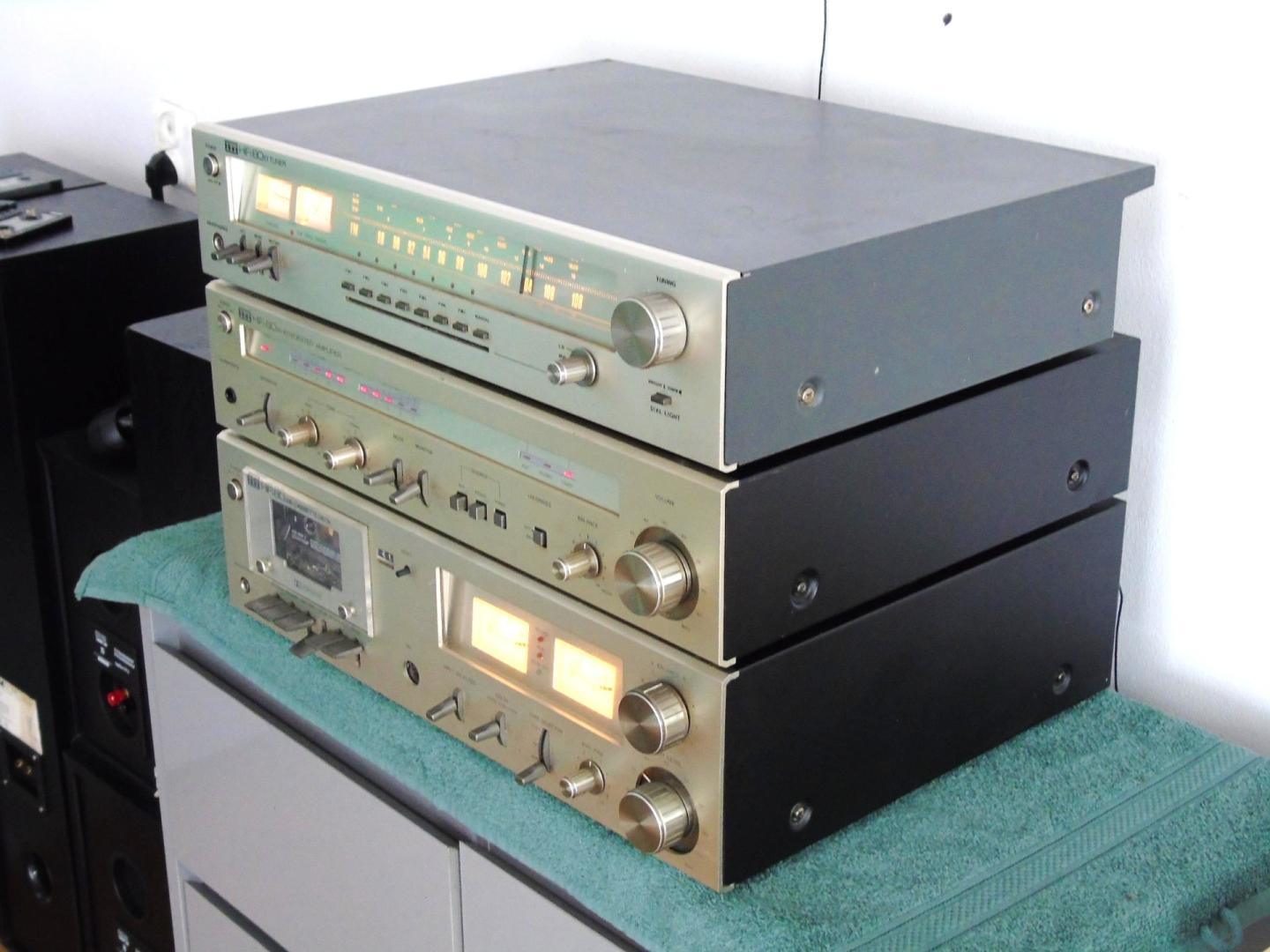 Wzmacniacz tuner i magnetofon ITT sprawne i ładne Vintage. DOSTAWA