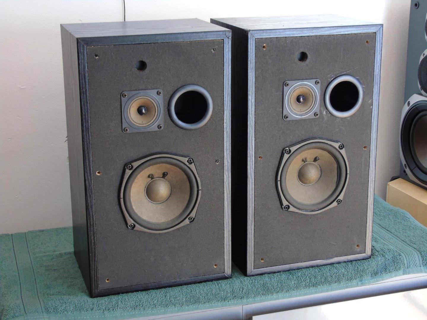 Kolumny stereo Philips FB-310 moc 2x 70 wat. 8 ohm. WYSYŁKA.