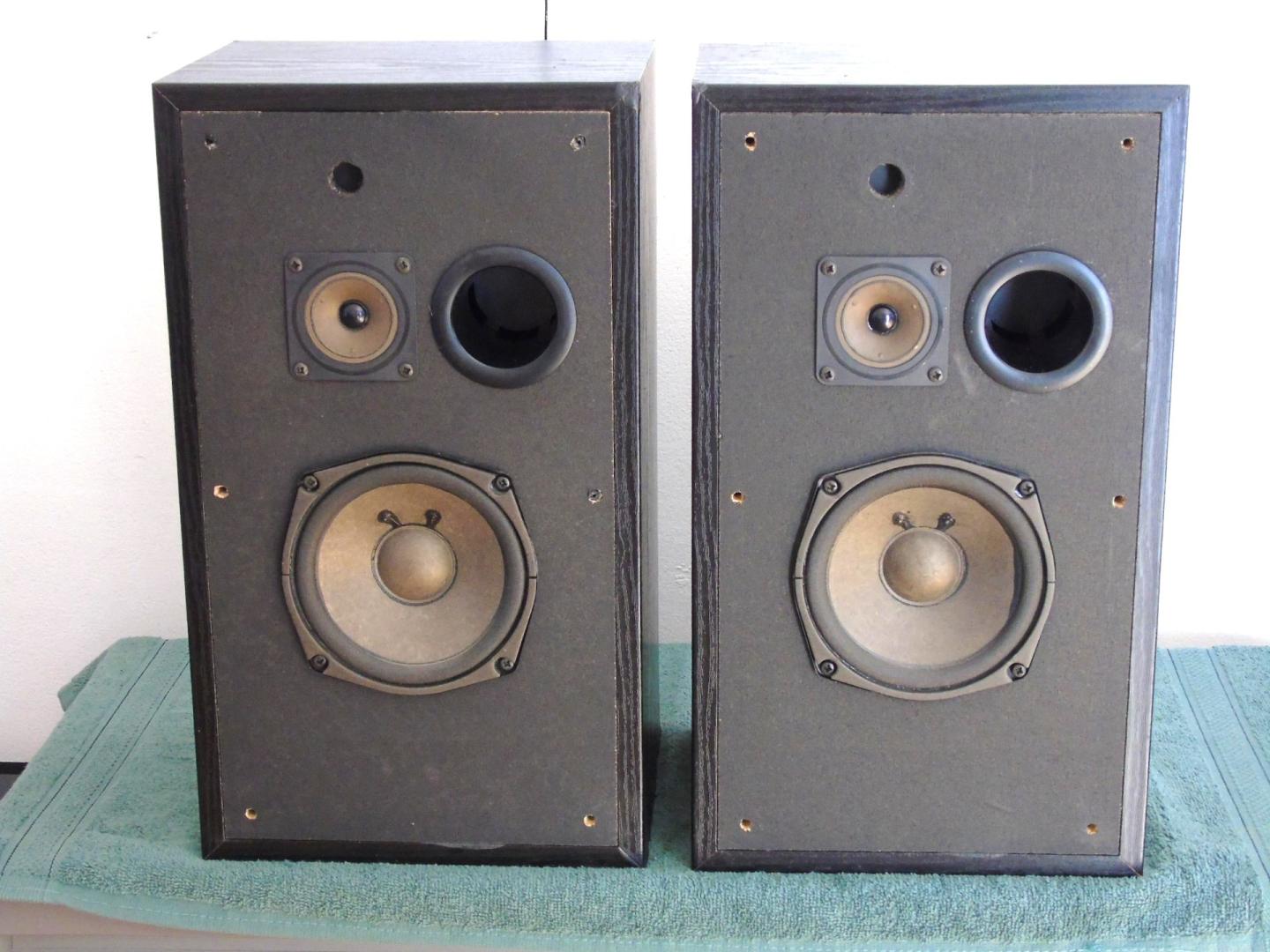 Kolumny stereo Philips FB-310 moc 2x 70 wat. 8 ohm. WYSYŁKA.