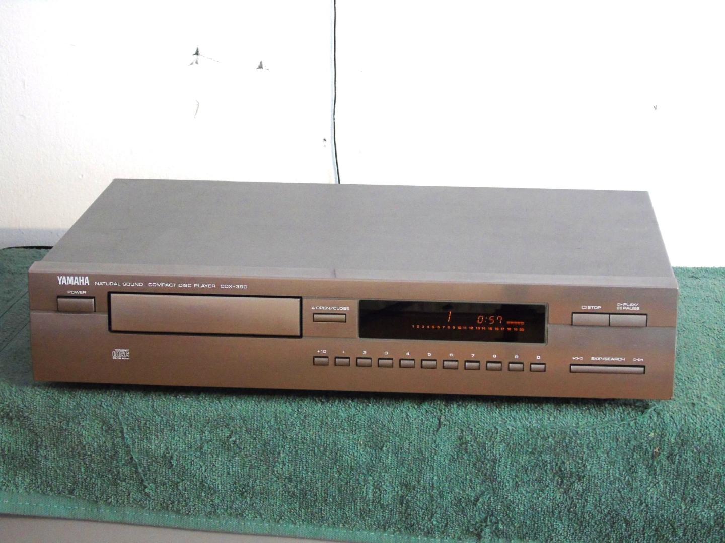 cd yamaha cdx-390 sprawny i ładny tytan. wysyłka.