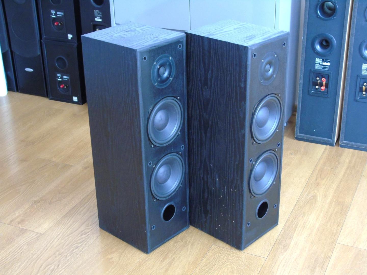 Kolumny Schneider Team 2x 150 wat świetne stereo. DOSTAWA