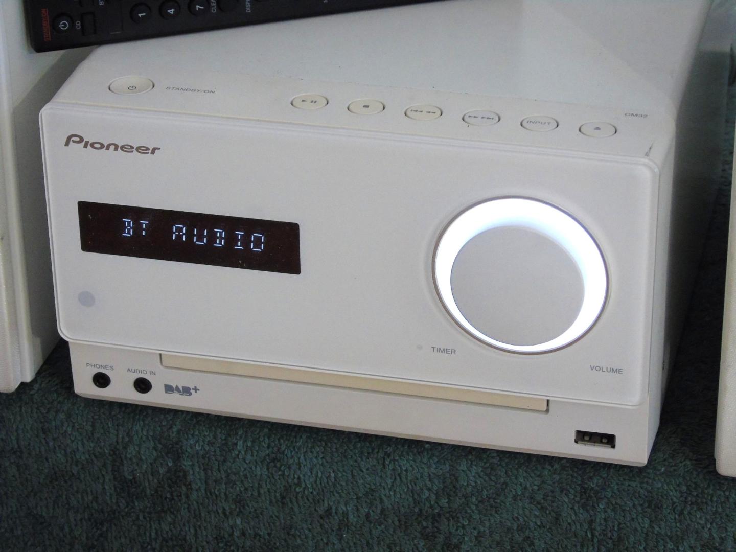 wieża stereo pioneer pilot usb mp-3 bt cd radio dab rds 2x aux kol. do