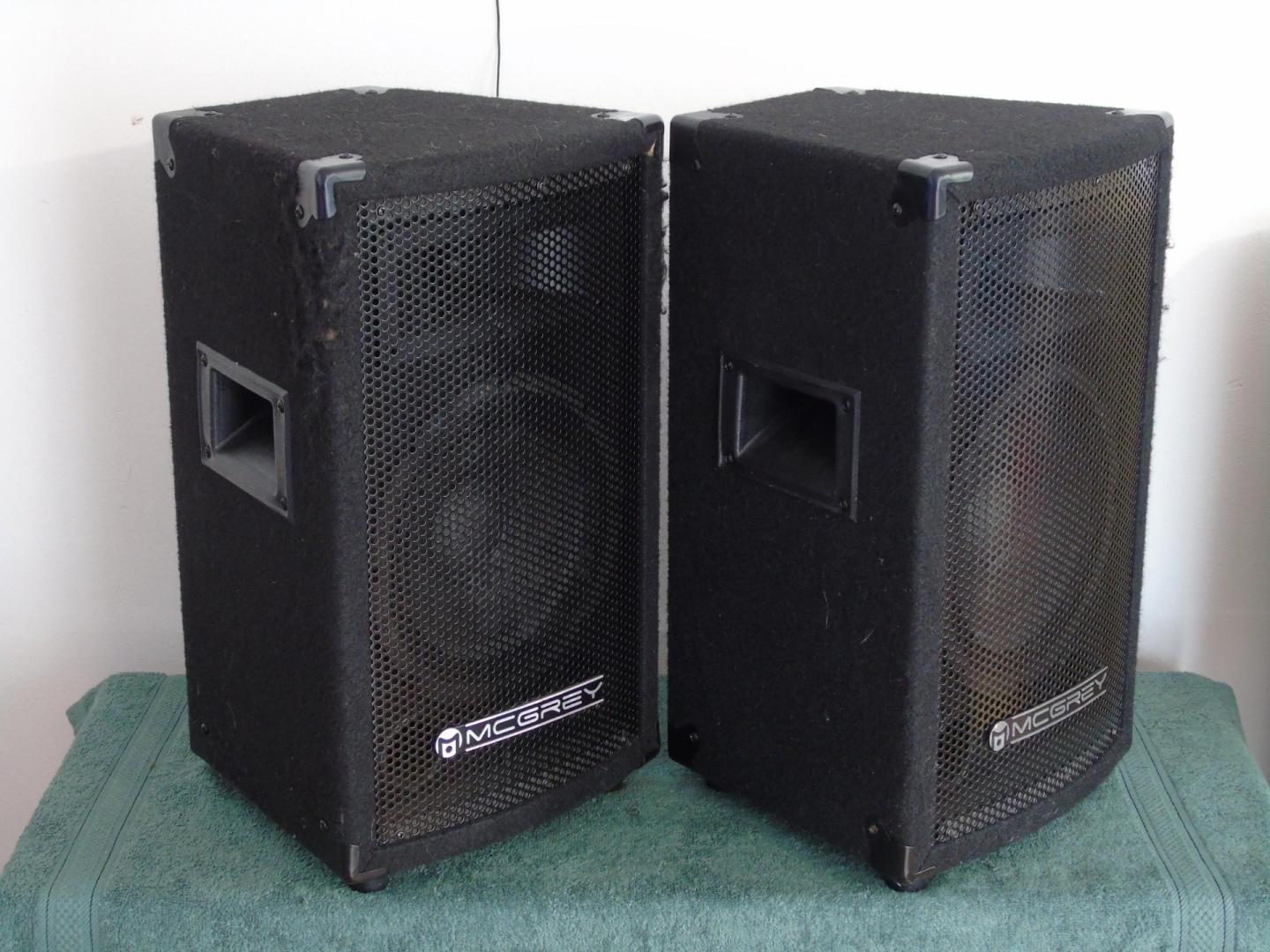 Kolumny estradowe McGrey-8 mocne 2x 300 wat. sprawne. DOSTAWA.