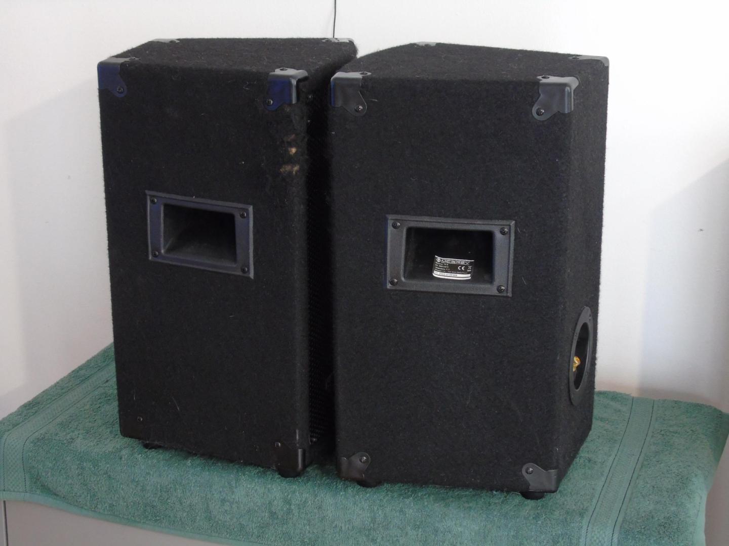 Kolumny estradowe McGrey-8 mocne 2x 300 wat. sprawne. DOSTAWA.