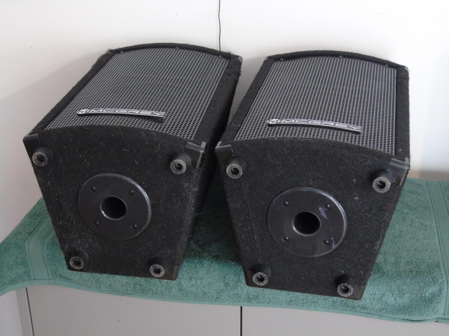 Kolumny estradowe McGrey-8 mocne 2x 300 wat. sprawne. DOSTAWA.
