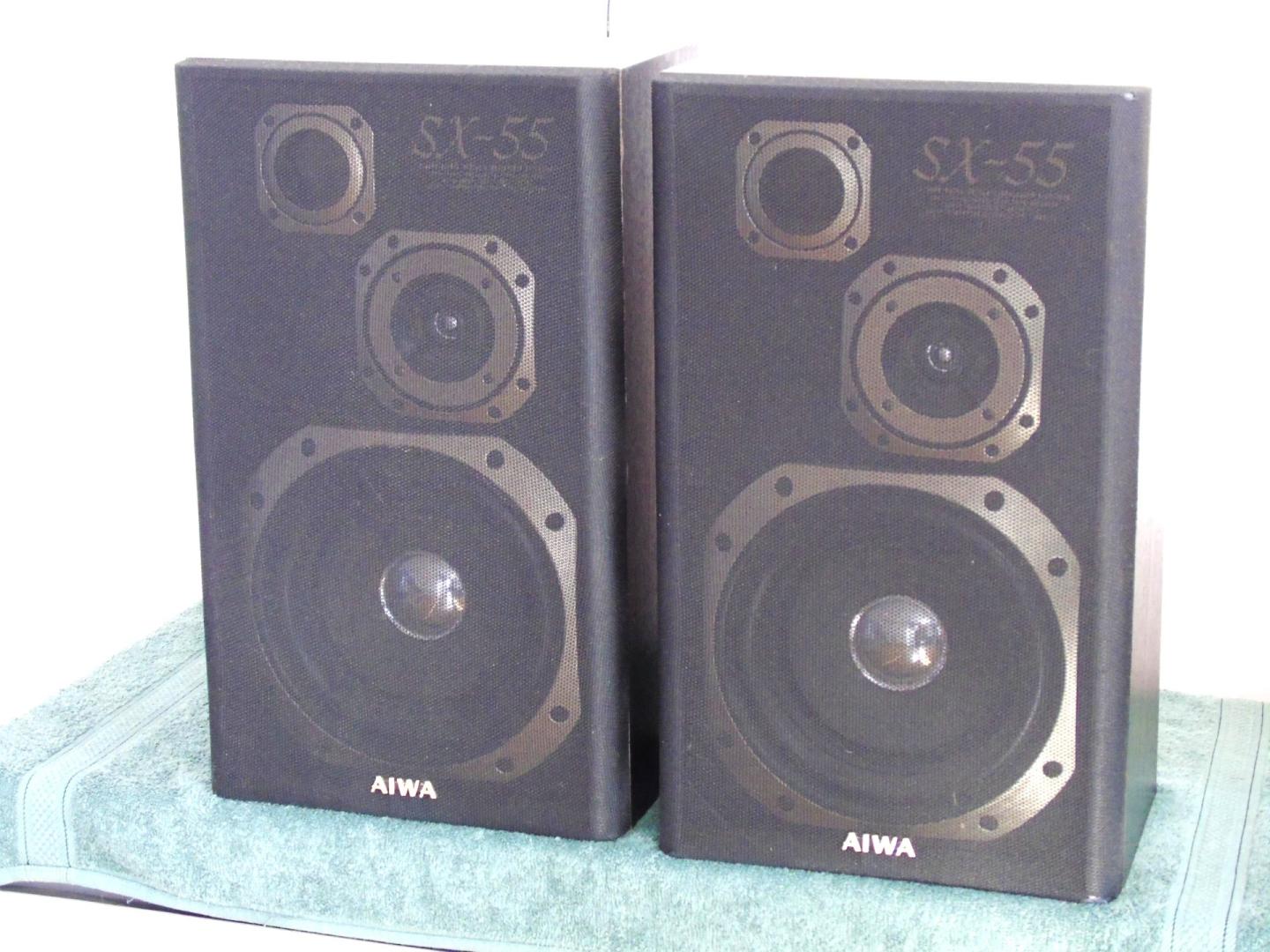 Świetne kolumny stereo Aiwa SX-55 ładne. DOSTAWA