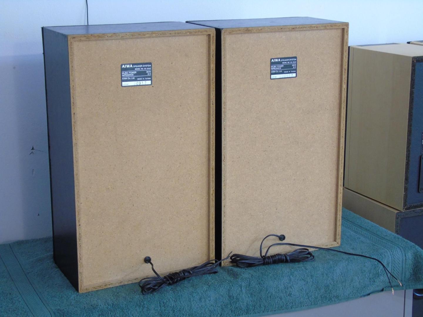 Świetne kolumny stereo Aiwa SX-55 ładne. DOSTAWA